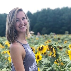 Meet your Posher, Abby